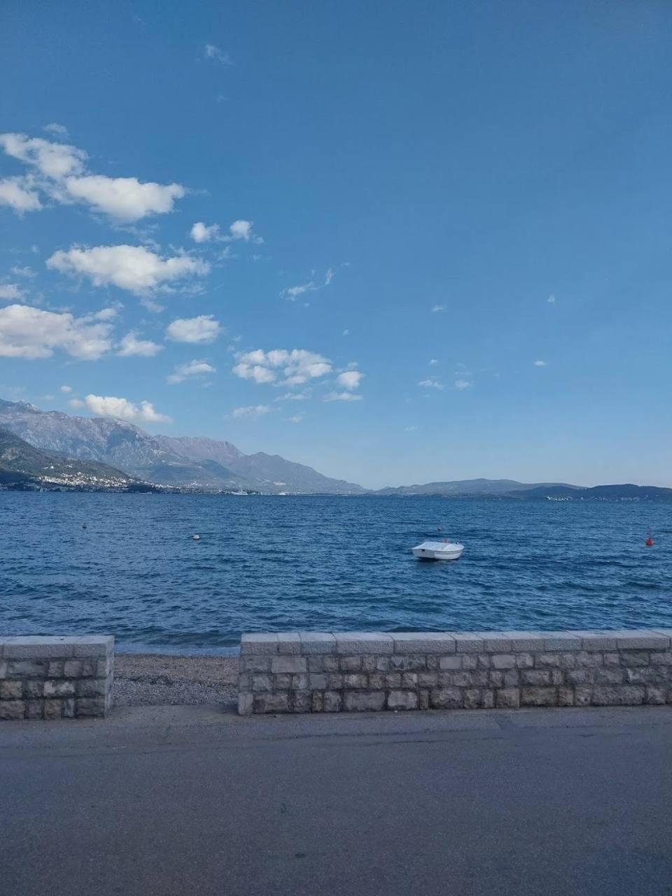 Apartments Apple Cat Montenegro Ko Bijela Kültér fotó